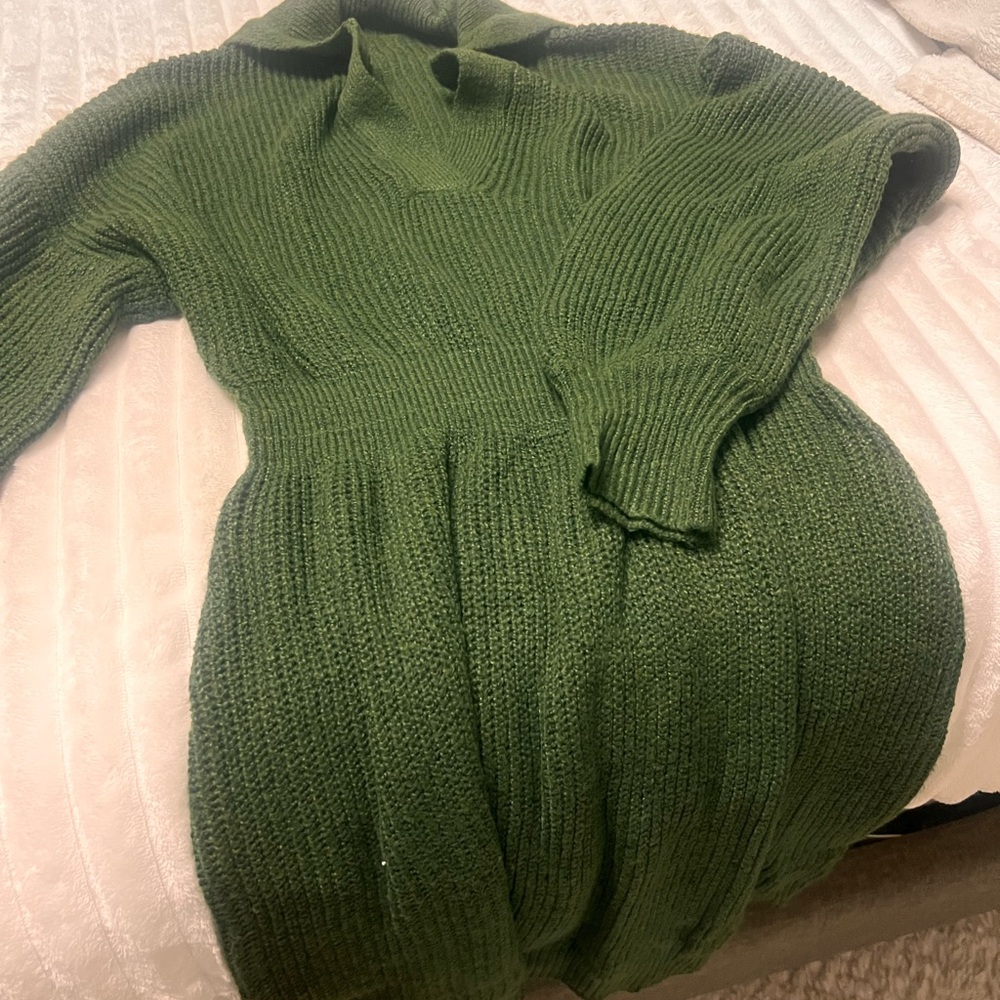 SHEIN Olive Green Long Sleeve Knit Dress